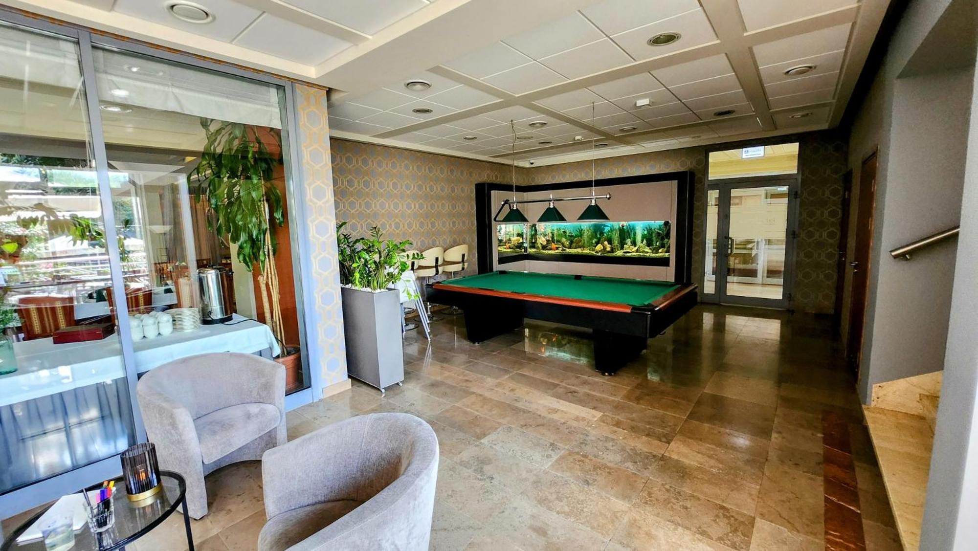 Eurohotel スバジェンツ エクステリア 写真