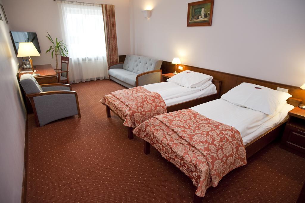 Eurohotel スバジェンツ エクステリア 写真